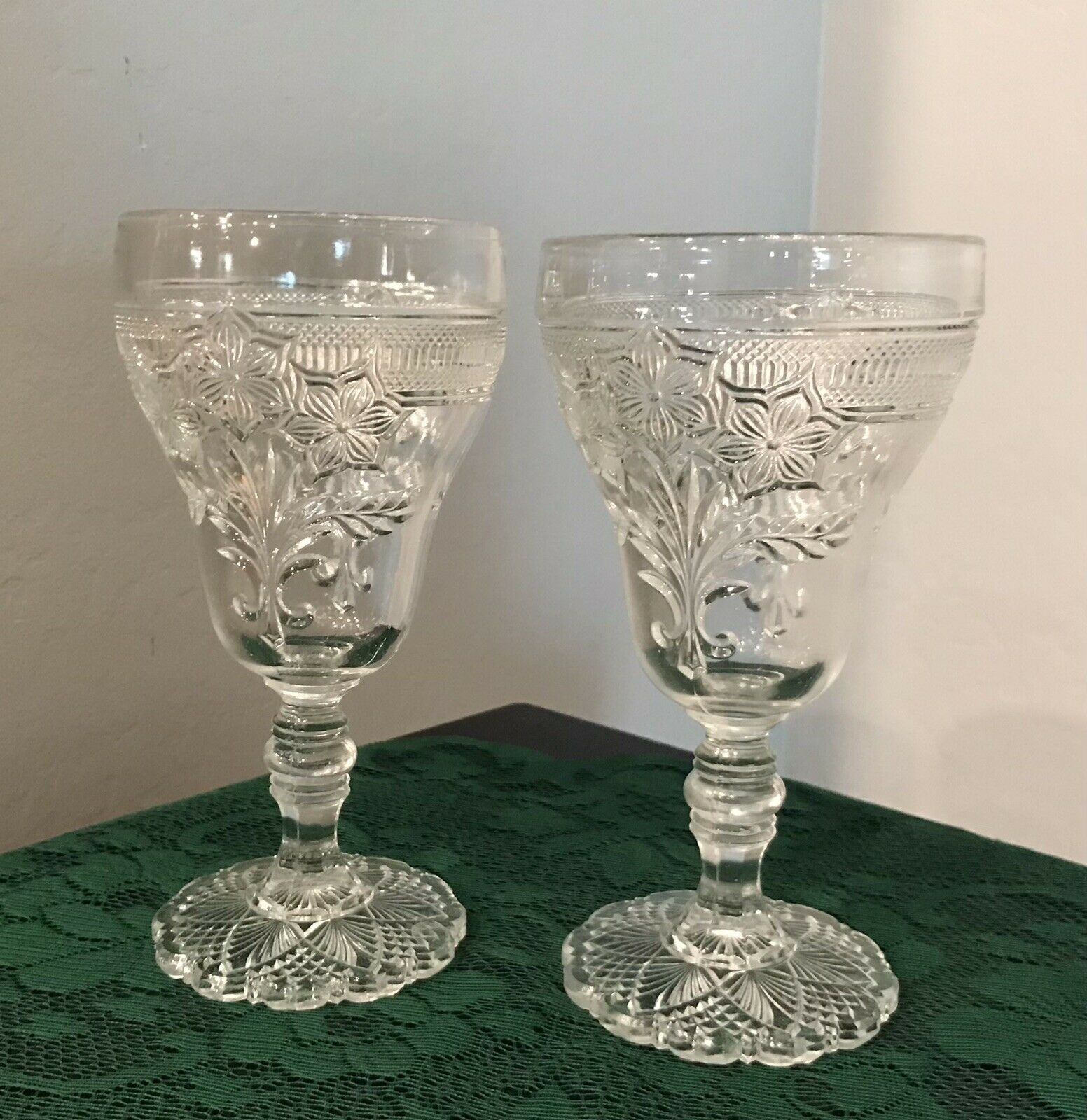 2-eapg Indiana Pressed Glass Goblets 6 5/8", “narcissus Spray Bouquet” C 1910